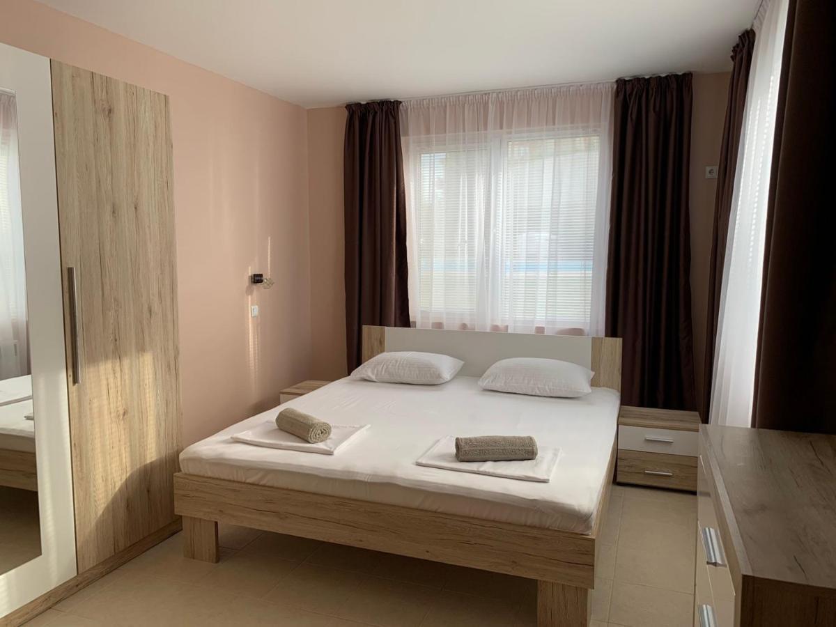 Villa Rouge - Apartment Victoria Sozopol Exteriör bild